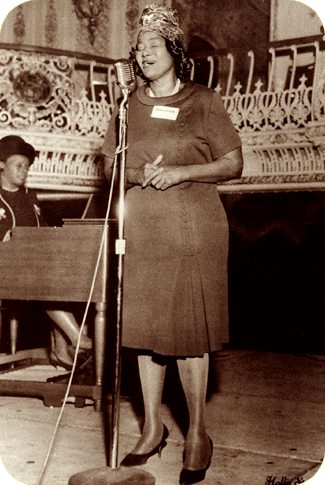 Mahalia Sings in Church